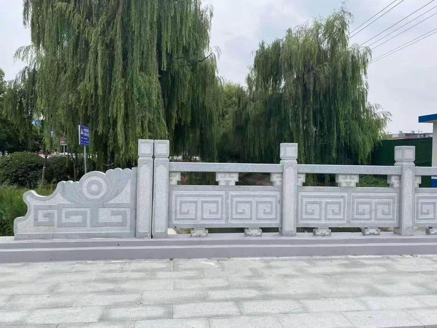 宝鸡 芝麻灰桥栏杆、河道栏杆安装效果