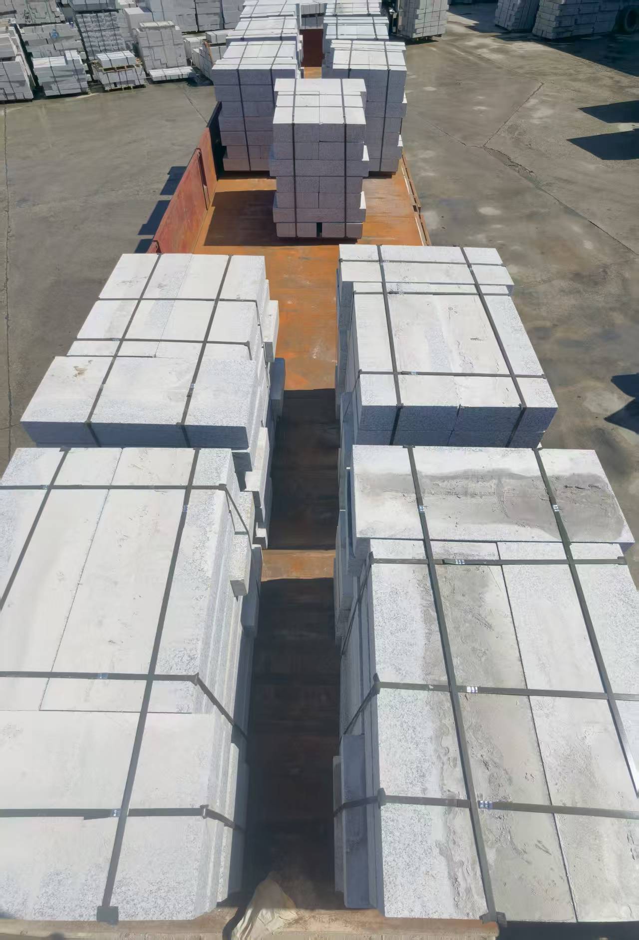 宝鸡 路沿石装车出货