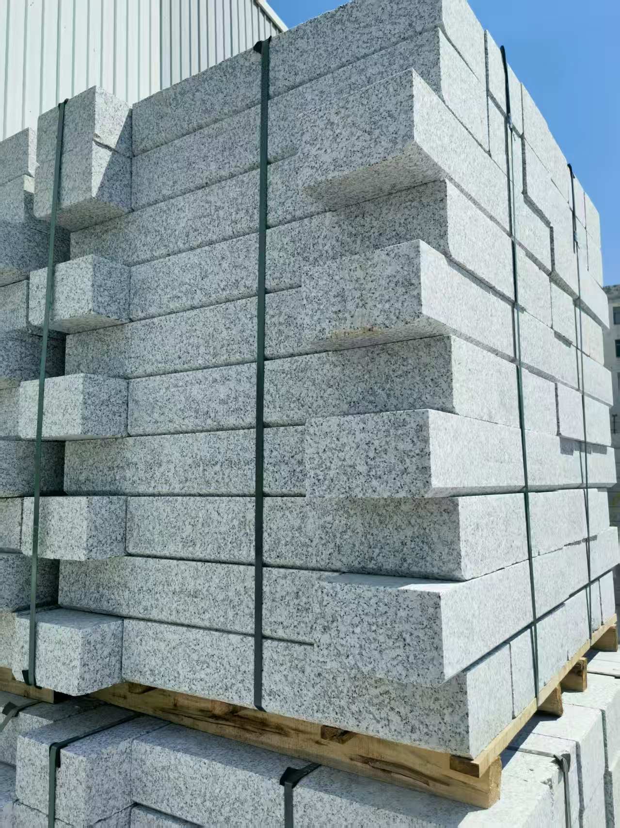 宝鸡 路沿石颜色均匀、尺寸标准