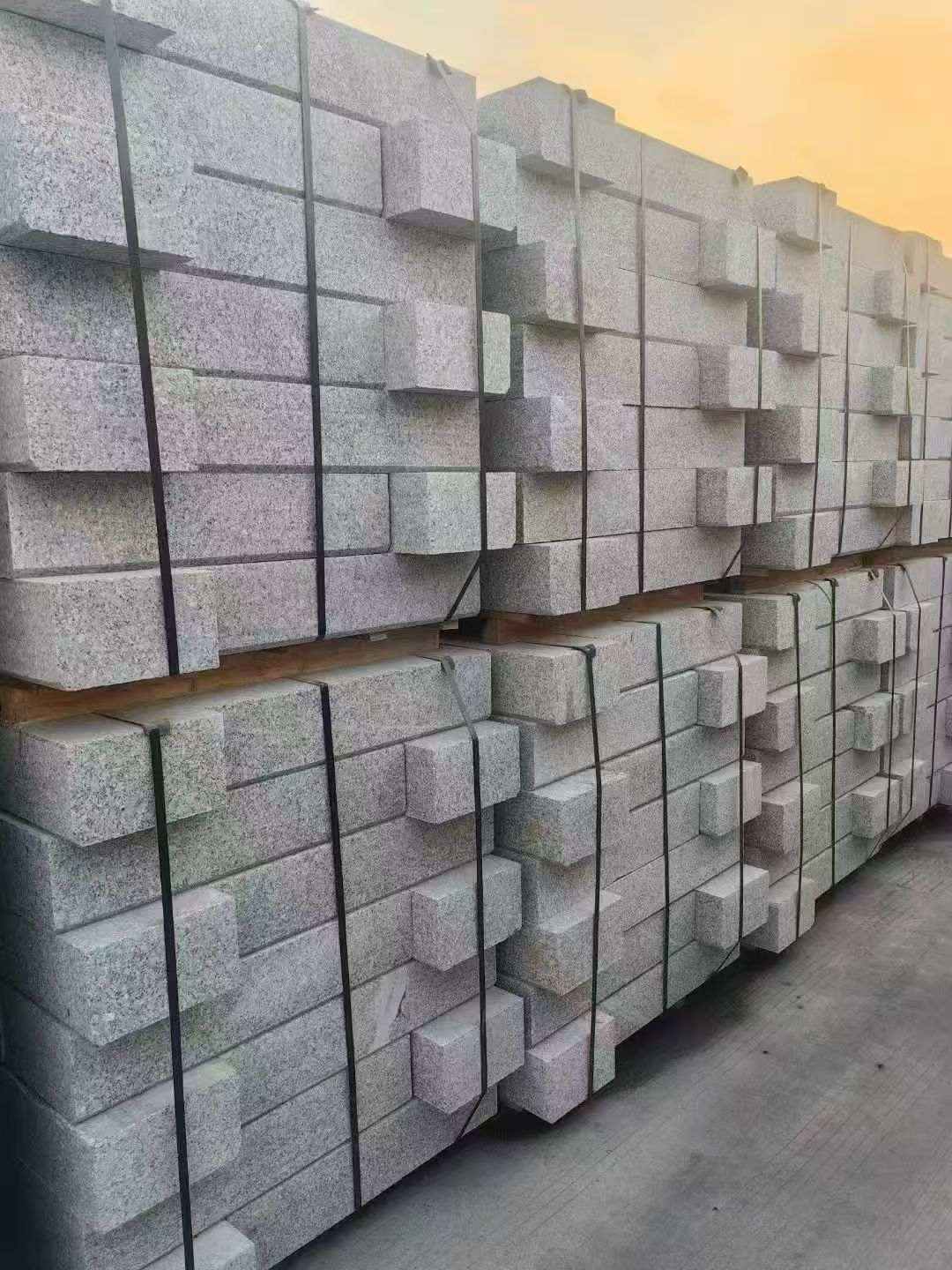 宝鸡 芝麻白路沿石