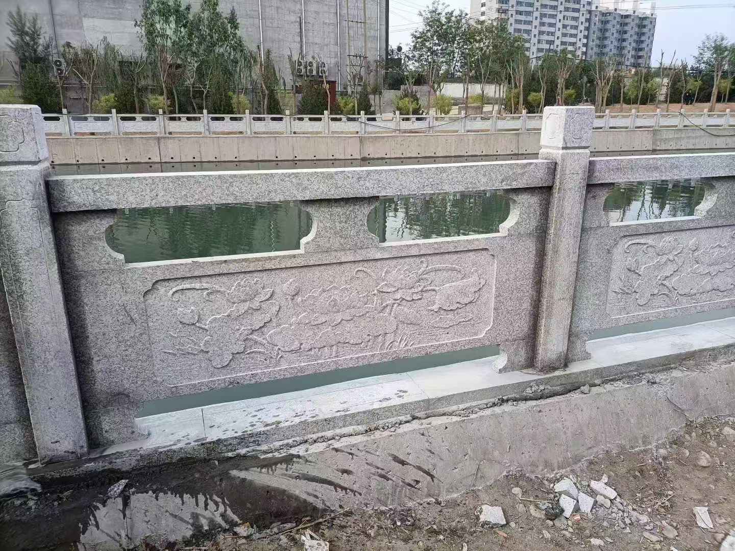 宝鸡 芙蓉白大花桥梁、河道，石材栏杆、围栏、护栏