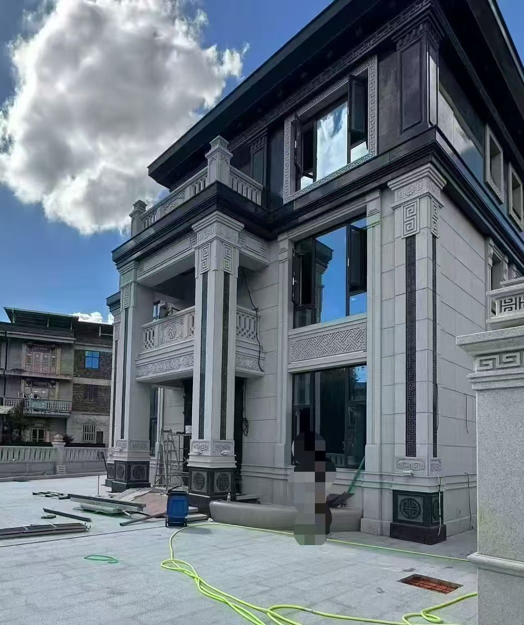 宝鸡 别墅干挂，芝麻白与芝麻黑完美配合